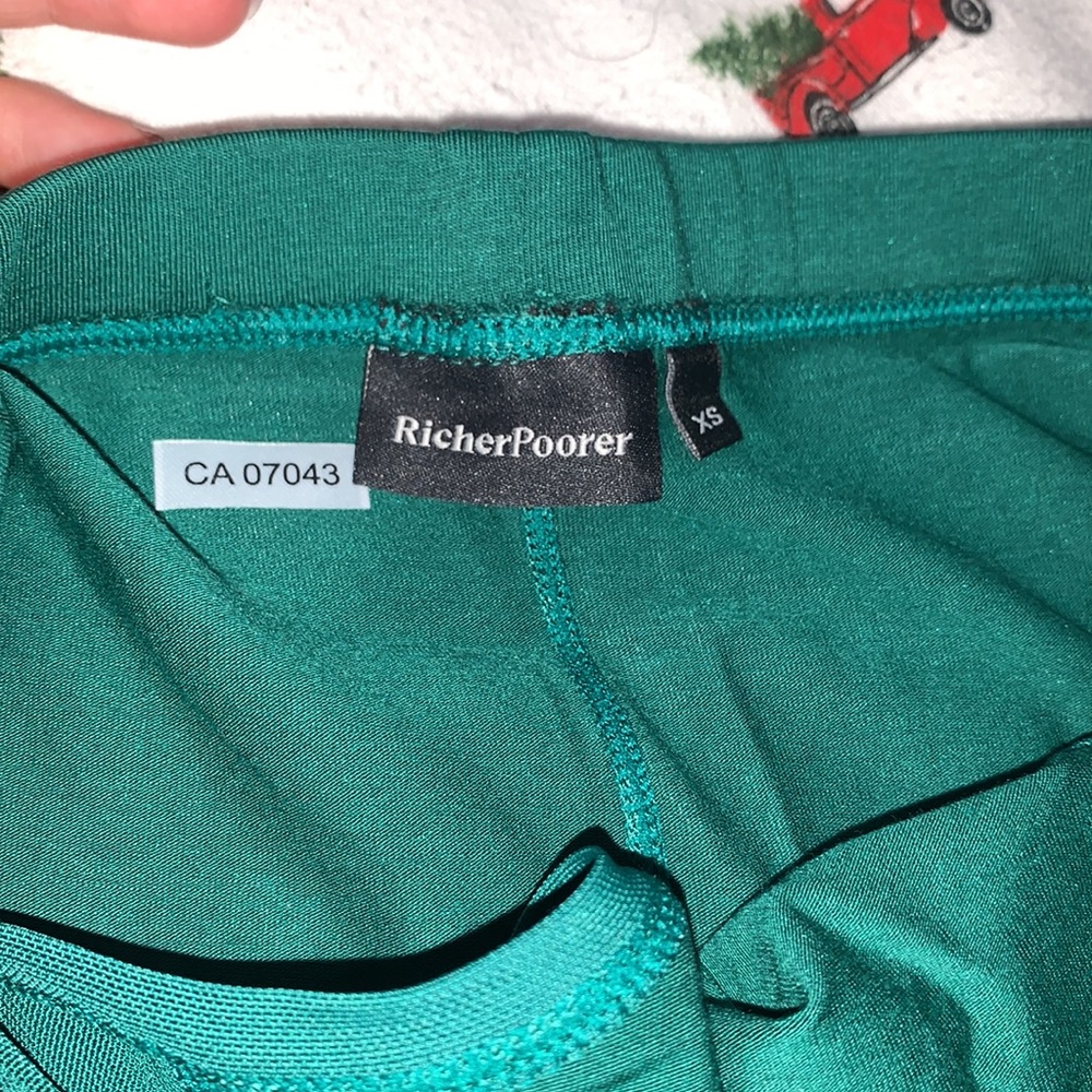 NWT! Richer Poorer Set - Picture 4 of 11